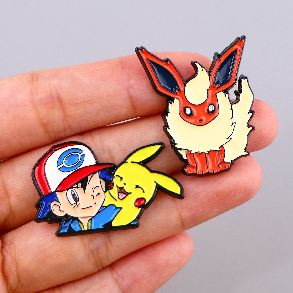 Новейшая серия эмалевых брошей – обзор и цена Enamel Pin Set
